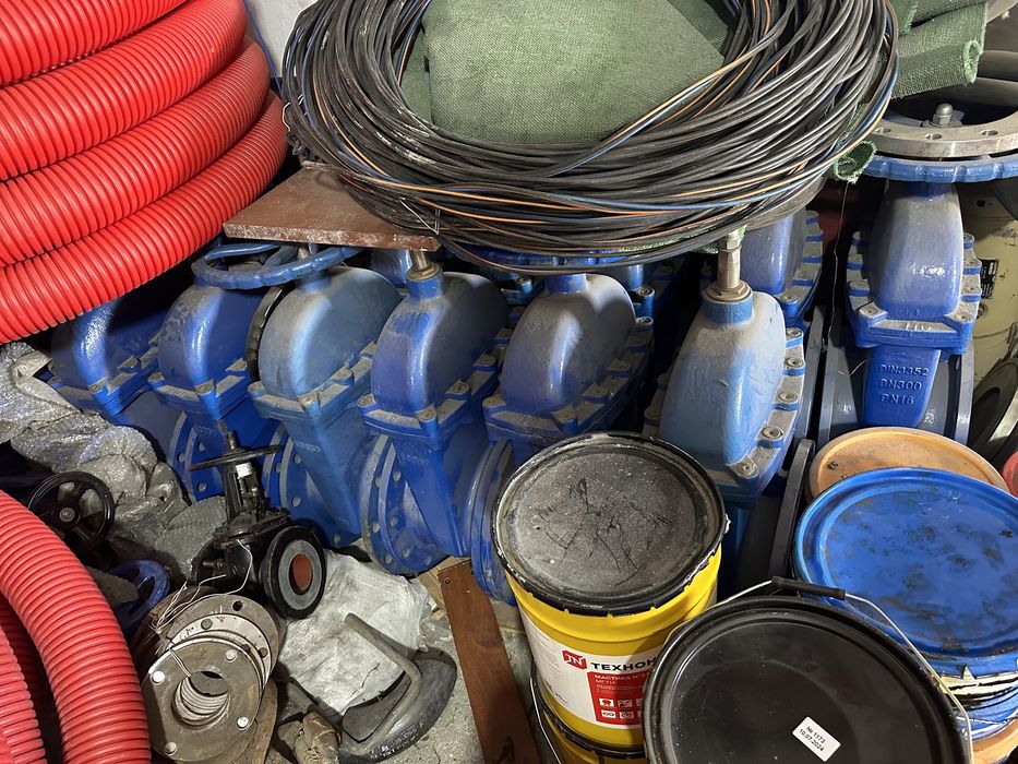 Задвижки 300 д и 50 Д