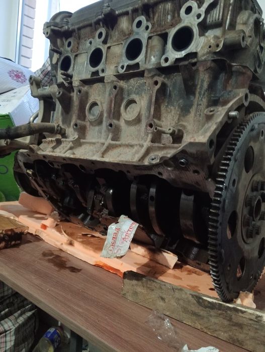 Ланд Крузер 200 мотор