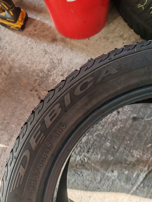 2 anvelope 225 50 17