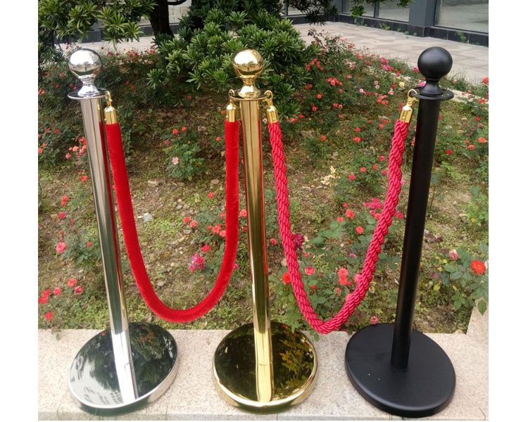 Президентские стойки ограждения лента ограничители столбик ленточный