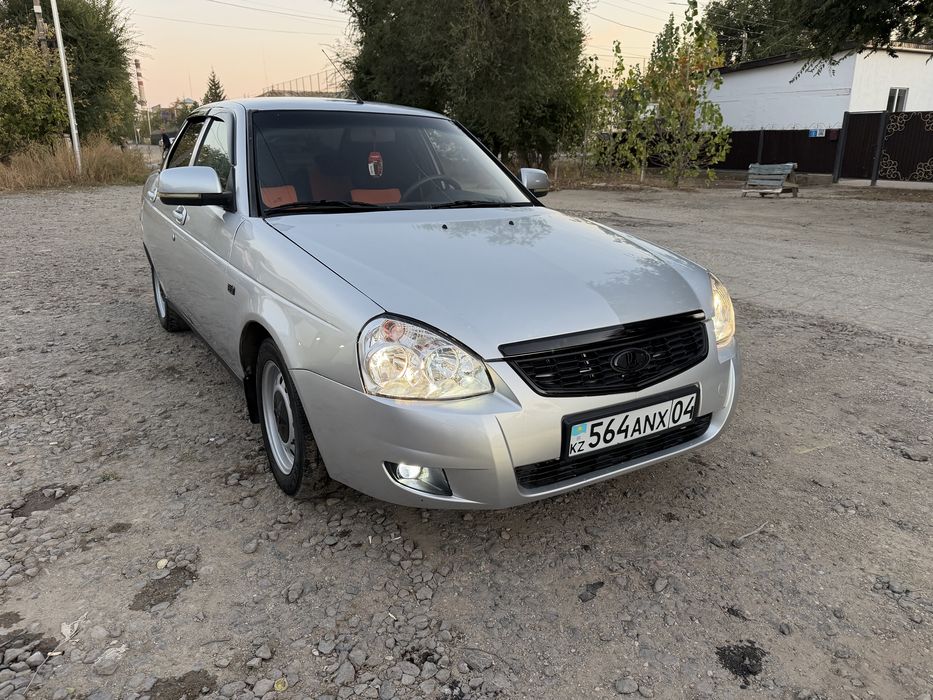 Продам авто приора 2013 газ бензин