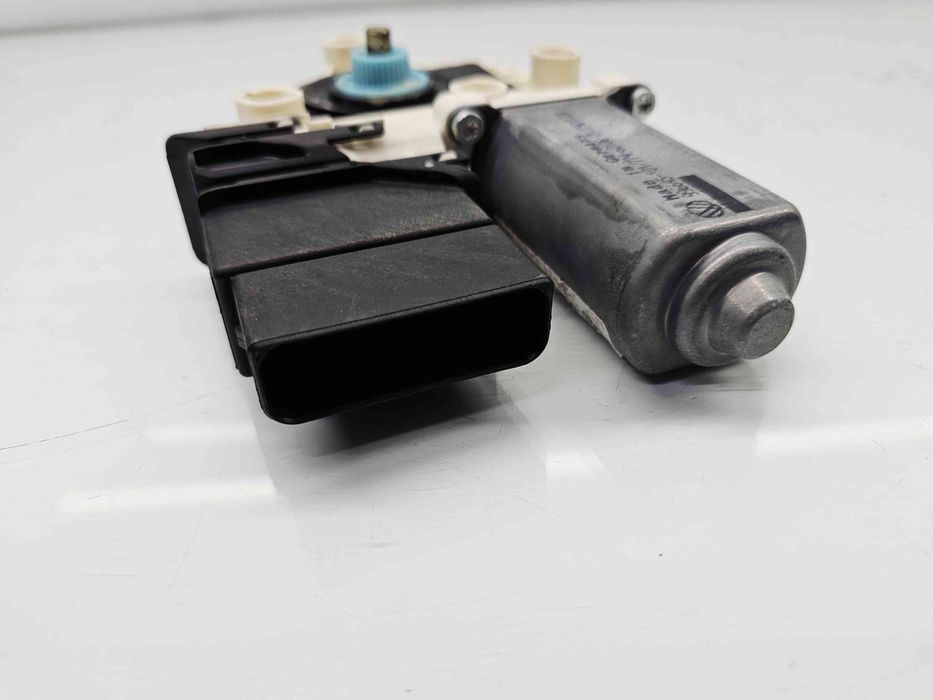 Motoras geam stanga spate Skoda Octavia 2 Combi (1Z5) [Fabr 2004-2013]