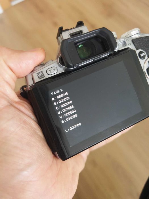 Дигитален фотоапарат Olympus OM-D E-M1