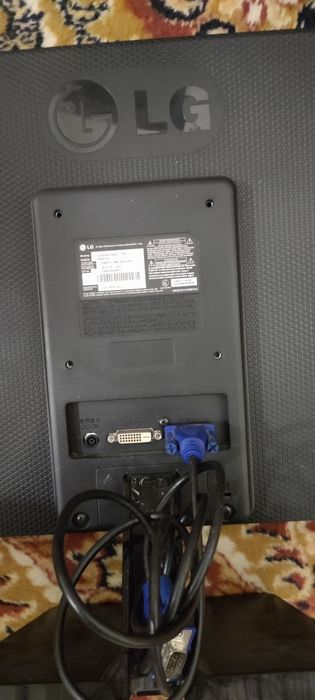 Продам монитор LG