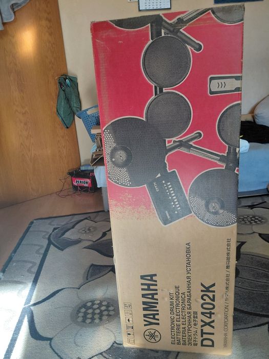 Yamaha dtx402k барабани