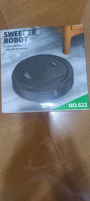 Робот пылесос...новый..портативный..очень маневренный..не дорого..