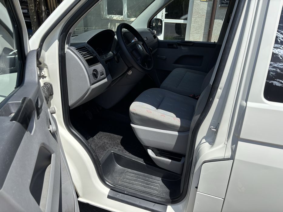 Volkswagen T5 2.5 R5 131 cp