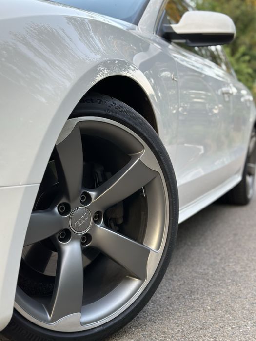 AUDI A5 Sportback S-line | 2.0 TDI 177 CP | QUATTRO | MANUALĂ | TRAPĂ | R19