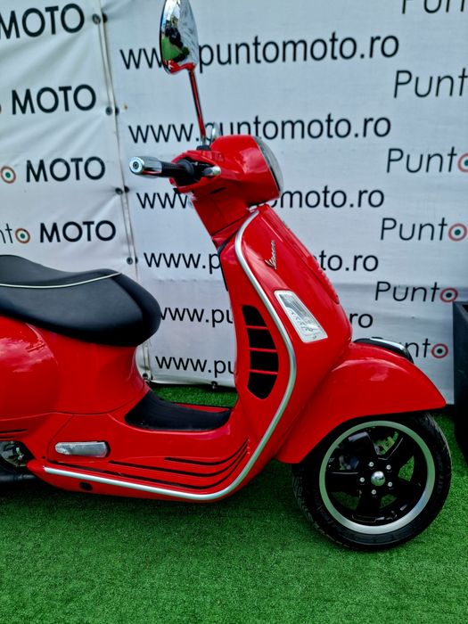 Piagio Vespa 300 Gts