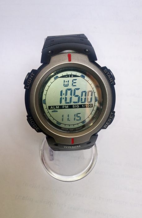 СКИДКИ...Часы Электронные Модные Новые