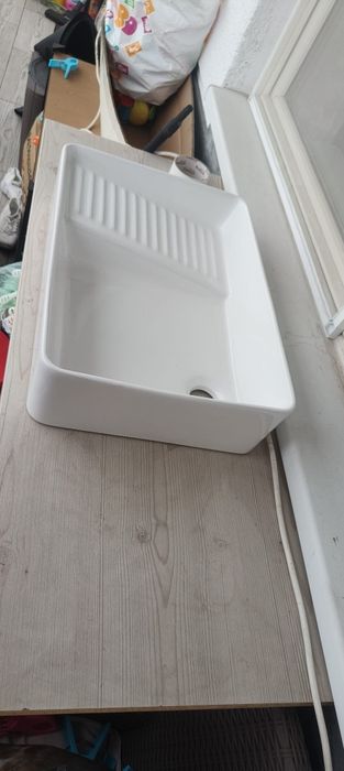 Chiuveta lavoar baie aplicată