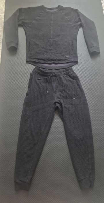 Nike yoga двойка