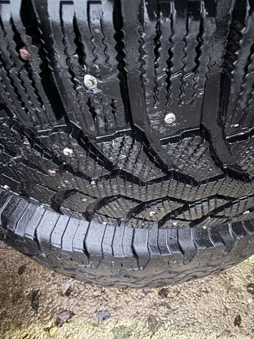 Продам шины на джип