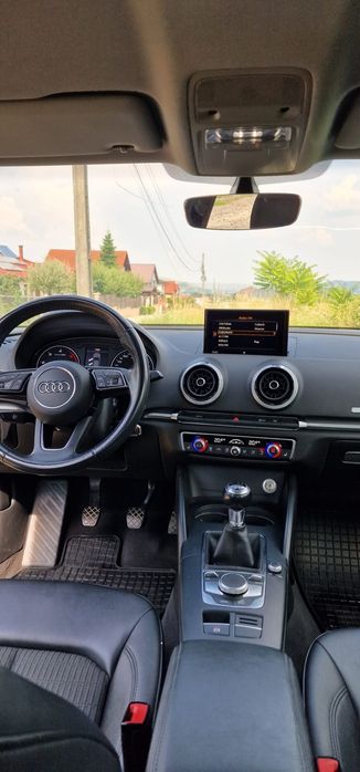 Vând Audi A3 2018 148000 km motor 1.6 Diesel