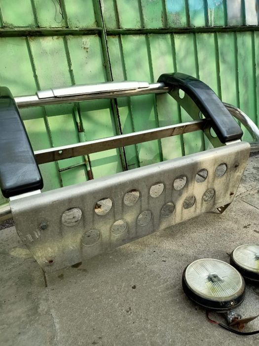 Срочно продам автомобильный кенгурятник