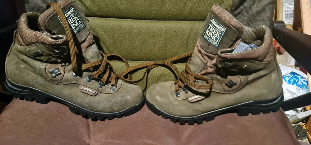 Туристически обувки Dolomite