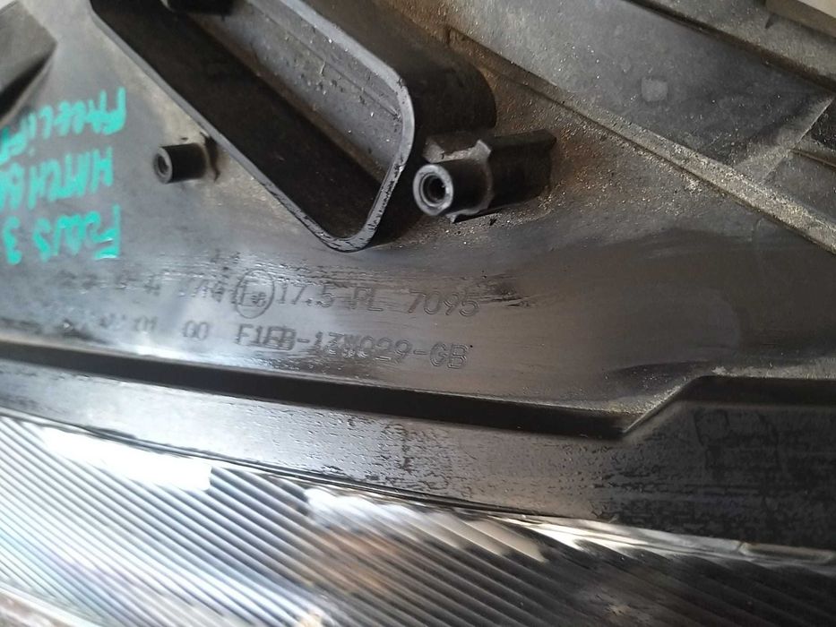 Far dreapta ford focus 3 hatchback facelift f16b13w029gb