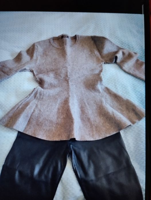 Продам не дорого вещи для девушек