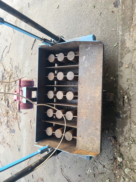 Shlakablok g'isht qolip sotiladi