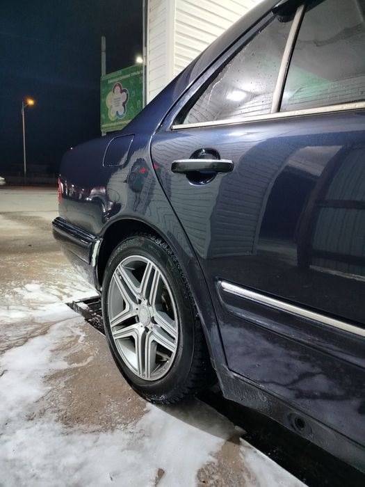 Мерседес бенз 210