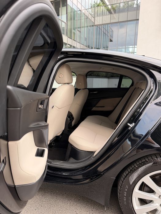 Jaguar XE 2.0d E -Performance/Euro 6*Model:Bussines Exclusive*Unic Pr!