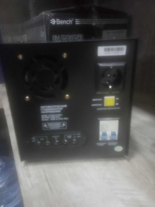 Стабилизатор напряжения AIWA D5VA (5000VA) — Мощная защита от 80 Вольт