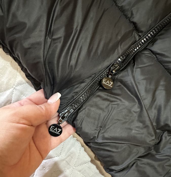 Дамско зимно яке EA7 Emporio Armani