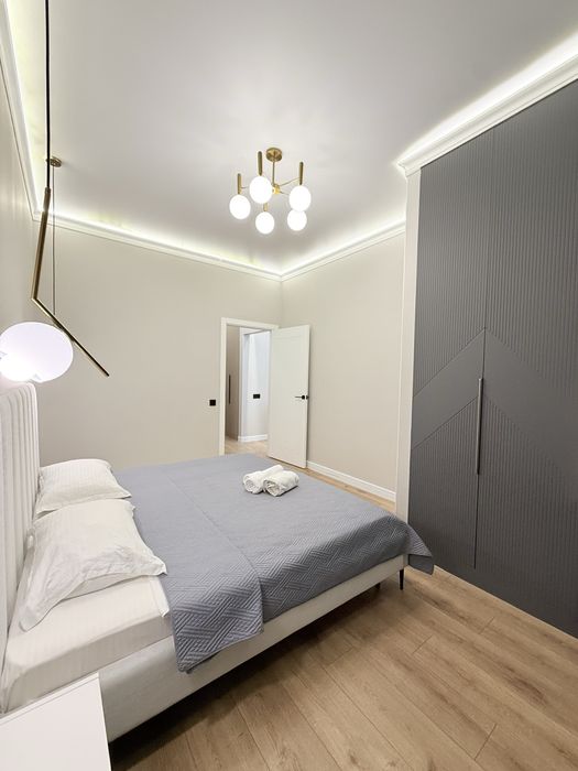 По часам/ посуточно левый берег