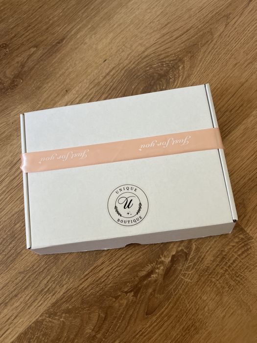 Диадема с елементи на Swarovski