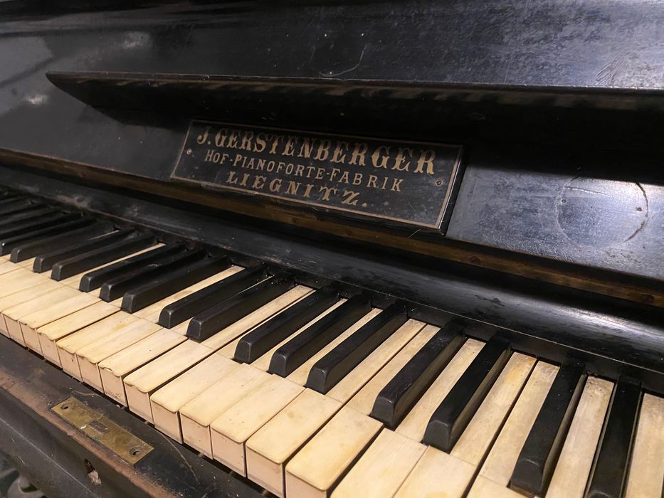 Pianina Germana veche