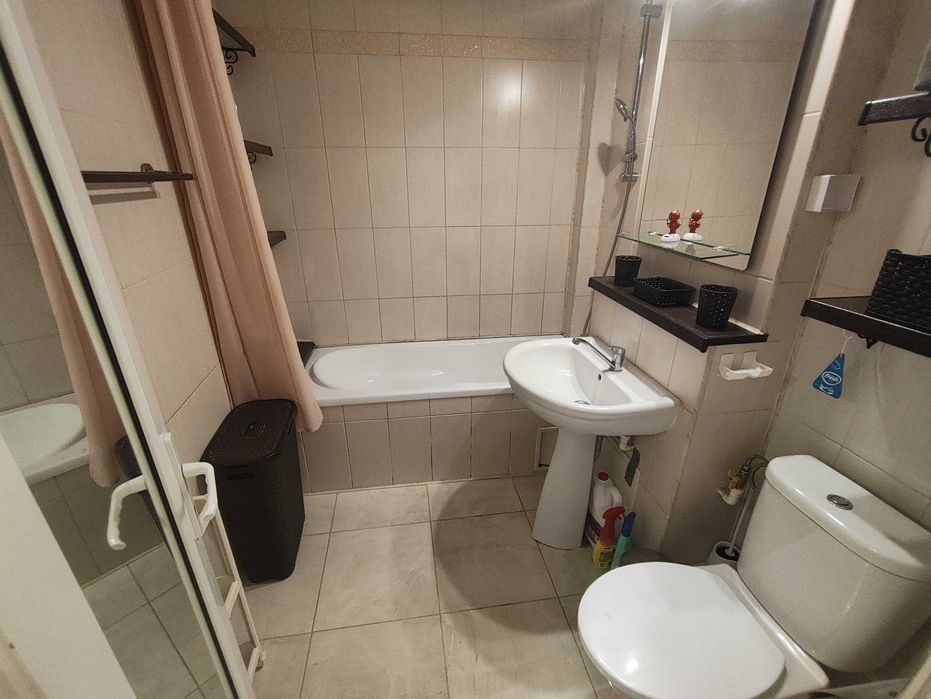 De inchiriat apartament cu 2 camere