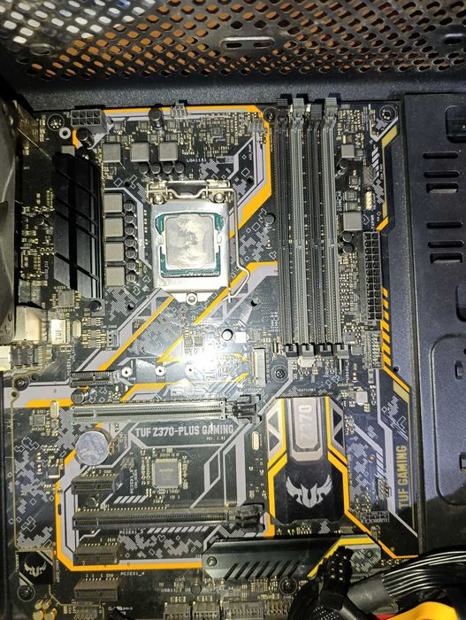 Kit Asus Tuf Z-370 Plus Gaming + i7-8700k