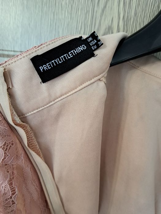 Rochie eleganta cu mâneci lungi