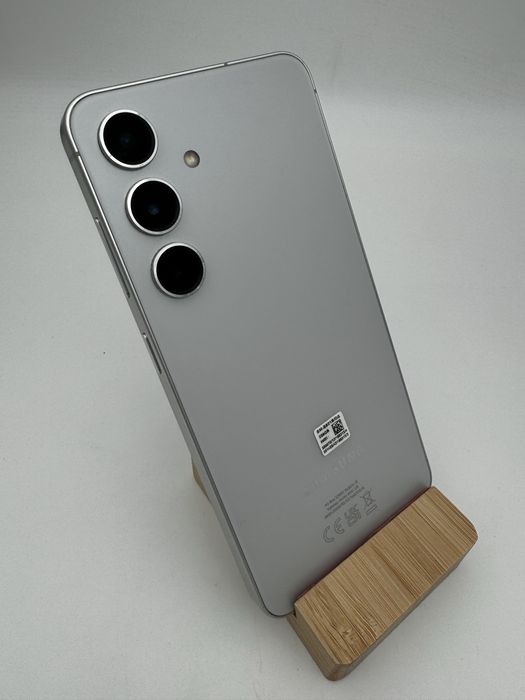 Samsung Galaxy S24 / 256GB / Impecabil / Garantie 12 luni