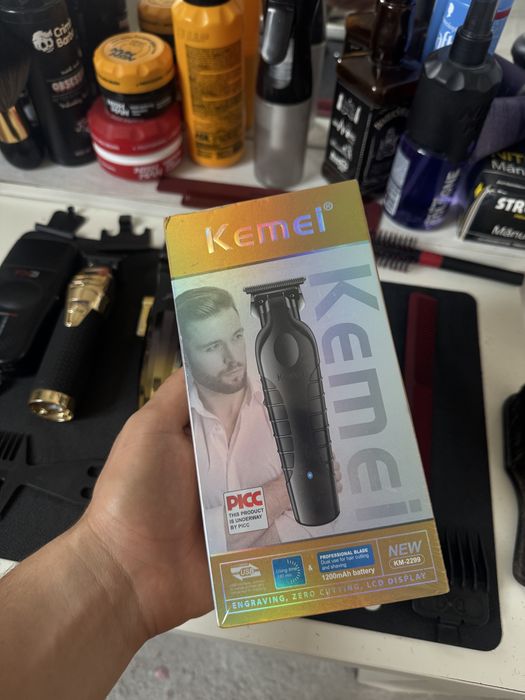 Masina de contur Kemei 2299