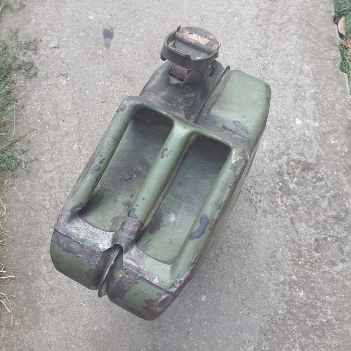 Canistra combustibil din metal - 20L - Trimit si in tara