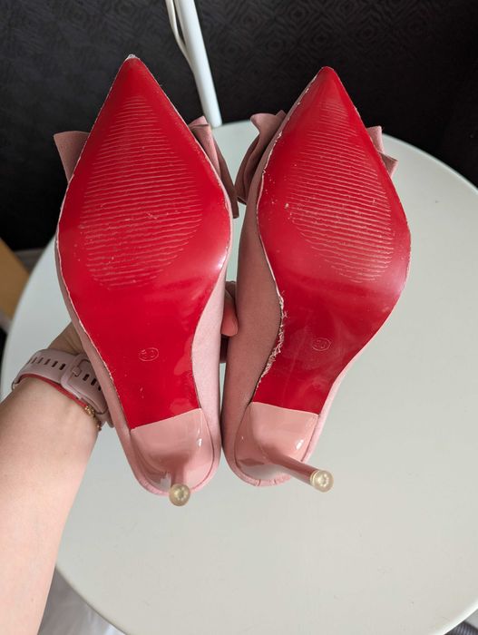 Дамски обувки на ток