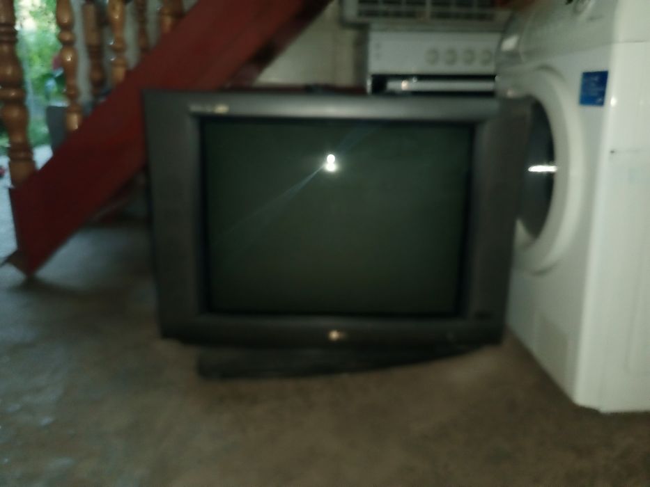 Lg tilvizor sotiladi holati ishlidi