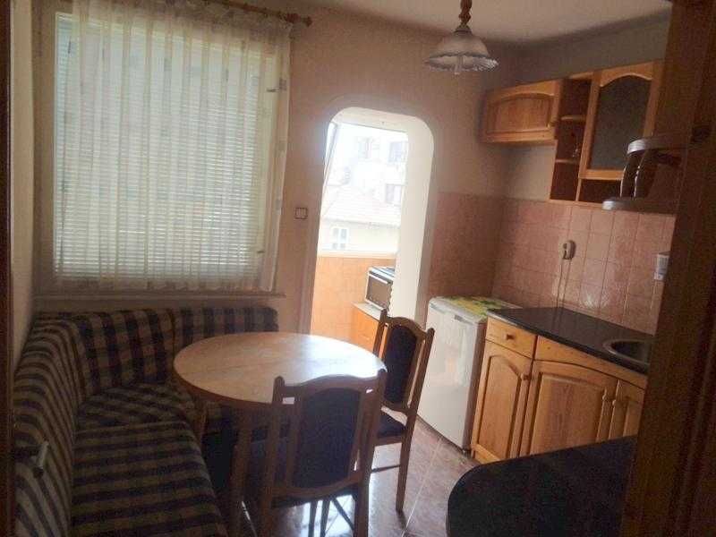 Дава се под наем Двустаен апартамент в Бургас, Център - 40 кв.м за 306 € - Снимка #4