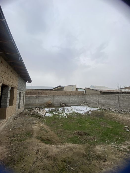 Hovli sotiladi 6 sutx