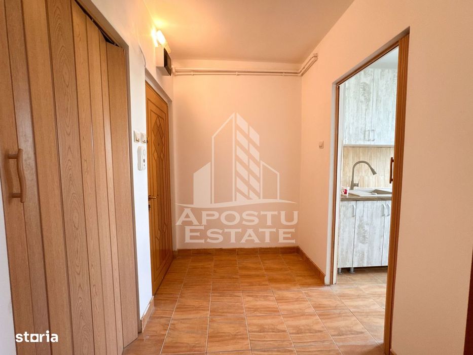 Apartament 2 camere, renovat, centrala proprie, Generala 2, Hunedoara