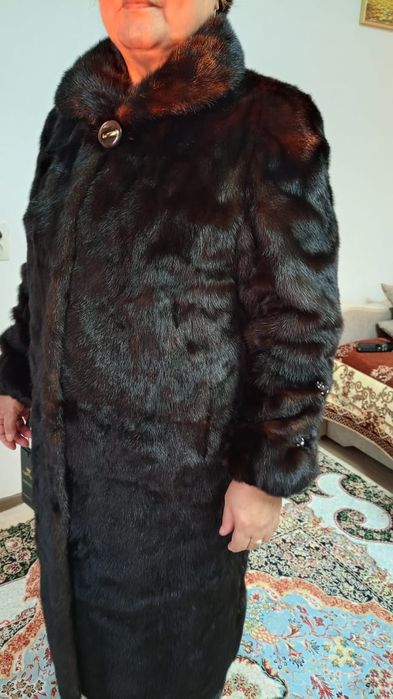 Продам норковую шубу