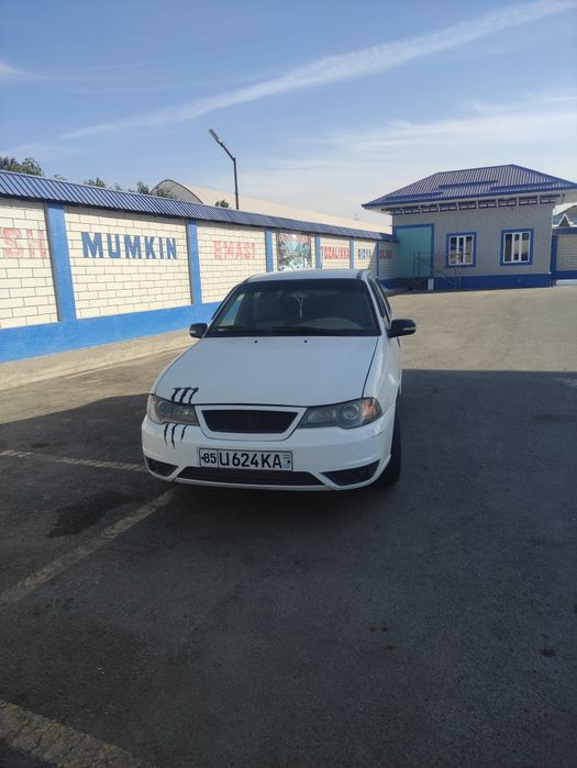 Nexia 2 Dons 1.6 sotiladi