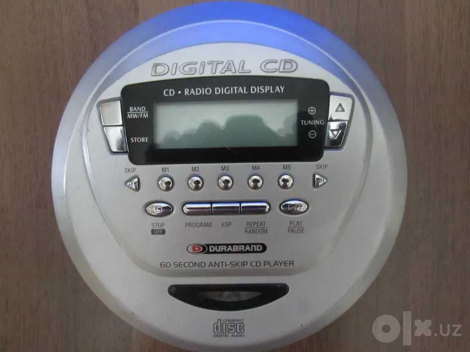Активные колонки, CD/FM aудио плеер «Durabrand» и сабвуфер