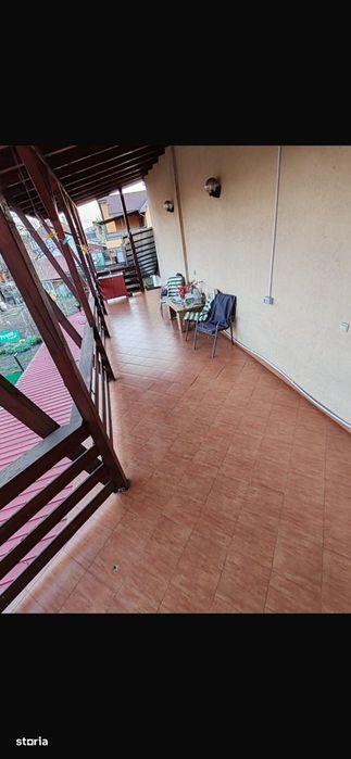 Apartament la casa + 200 mp teren, zona centrala