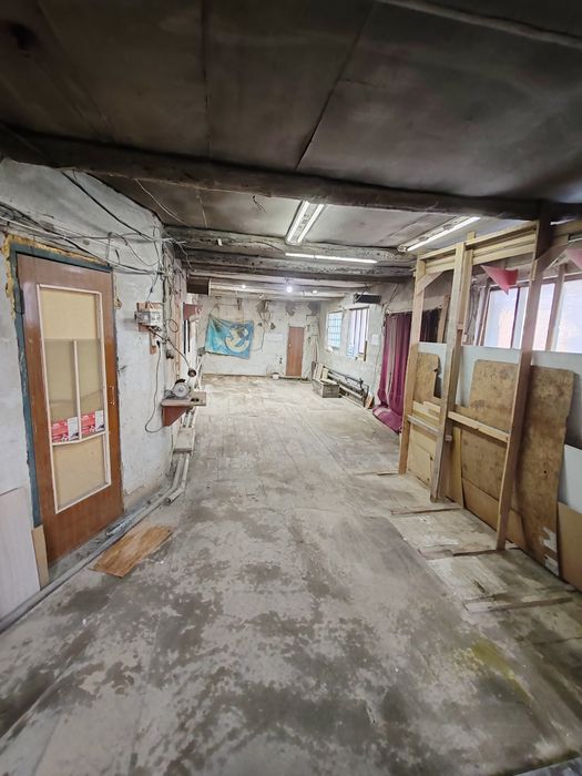 Сдам помещение 180 КВ.