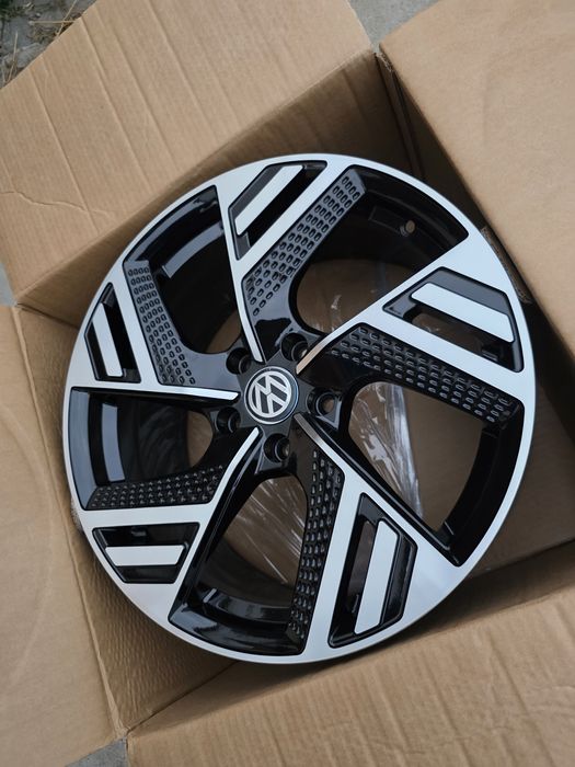 jante de aliaj pentru vw pe 18 marca silver  line model  fairmont