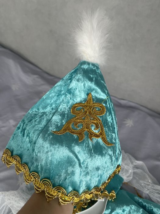 Костюм национальный