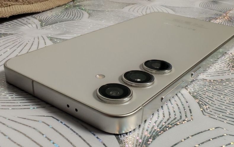 samsung s24 идеал