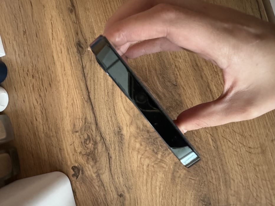 Продам iphone 12 pro 256gb